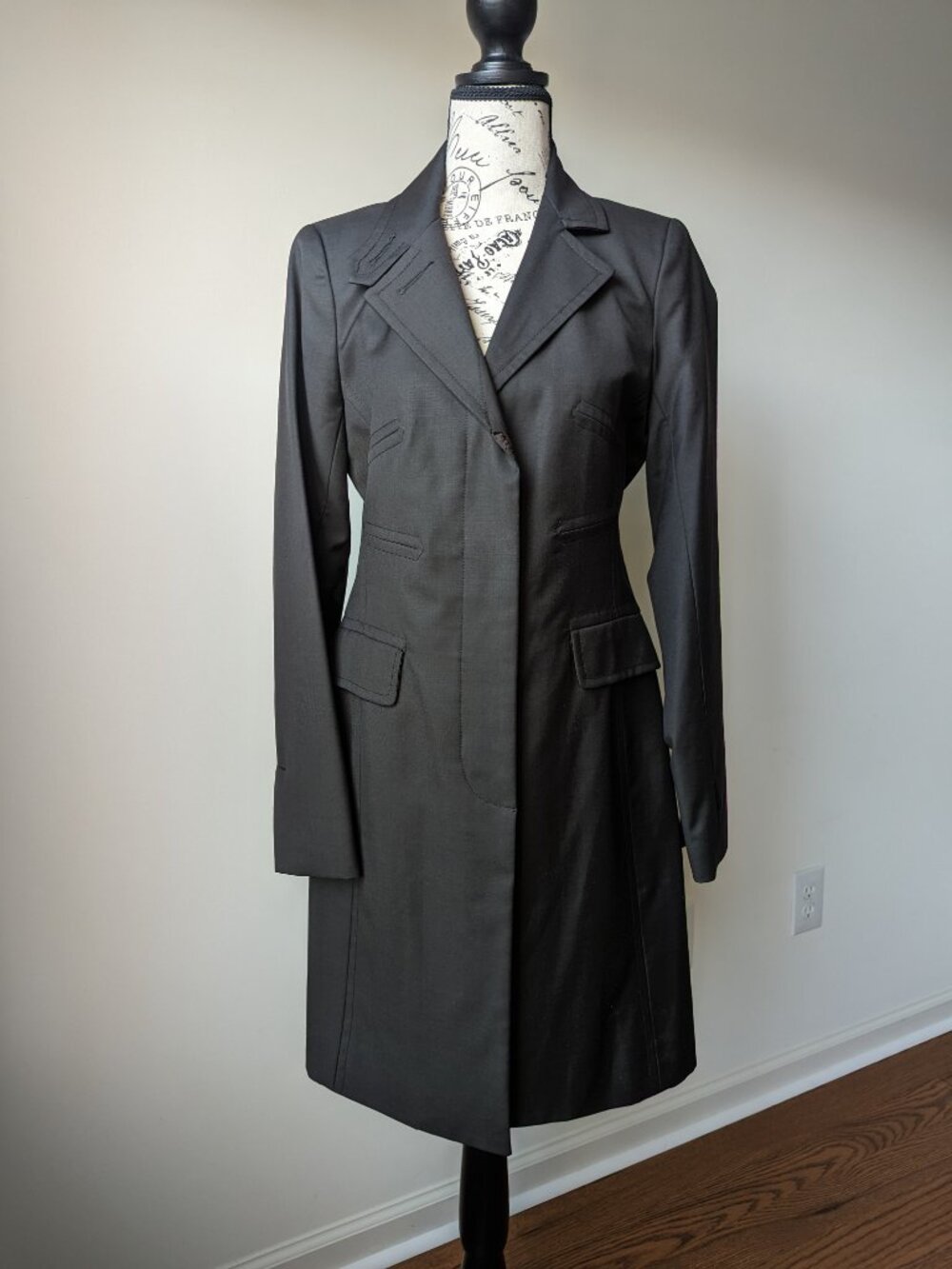 Wool Blend Coat Debbie Shuchat Chestnut Long Slim NWT Size 4 Button Front